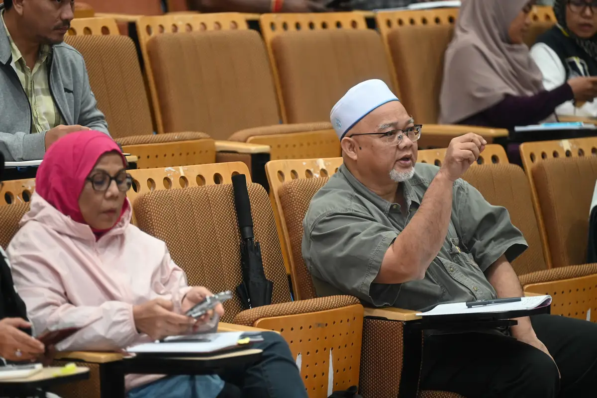 Peserta kelas fizikal EOA di UKM Bangi